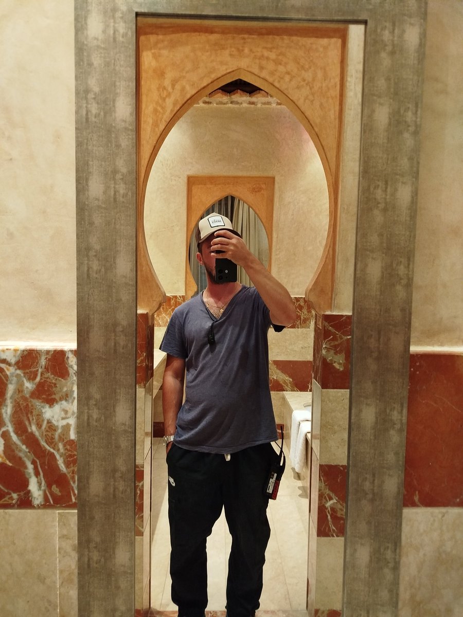 Mxlxfxmx_'s tweet image. 🎞️🎬🎥

💅🏽🏌🏽‍♀️