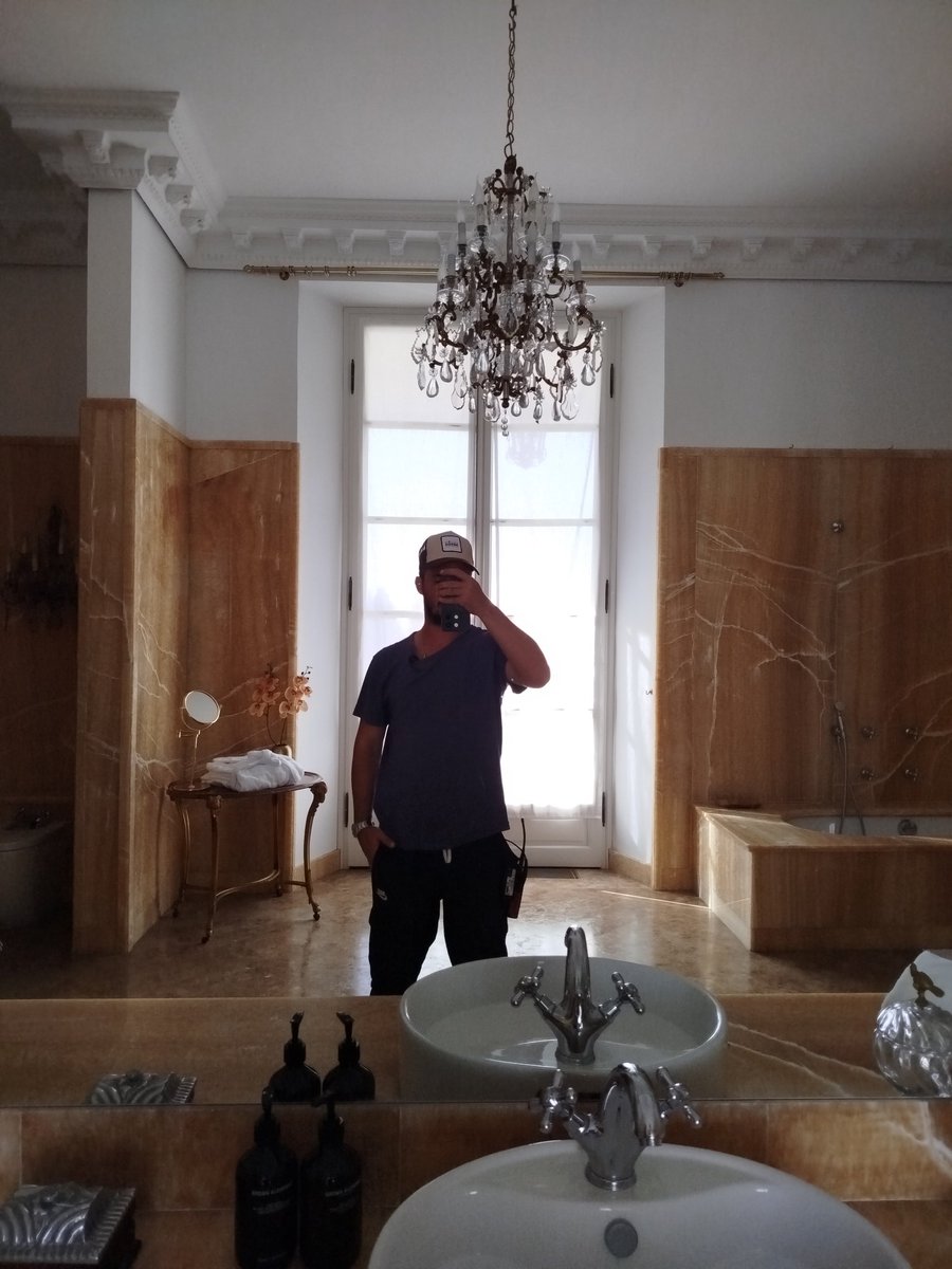 Mxlxfxmx_'s tweet image. 🎞️🎬🎥

💅🏽🏌🏽‍♀️