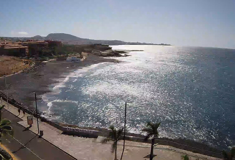 🌞🏝️ Así luce hoy la Playa de La Enramada: sol radiante, brisa marina y el sonido relajante de las olas en este rincón único de La Caleta. 😍✨

📲 Conéctate a canariaslife.com y descubre en directo este y muchos otros rincones mágicos de Canarias.

#CanariasLife