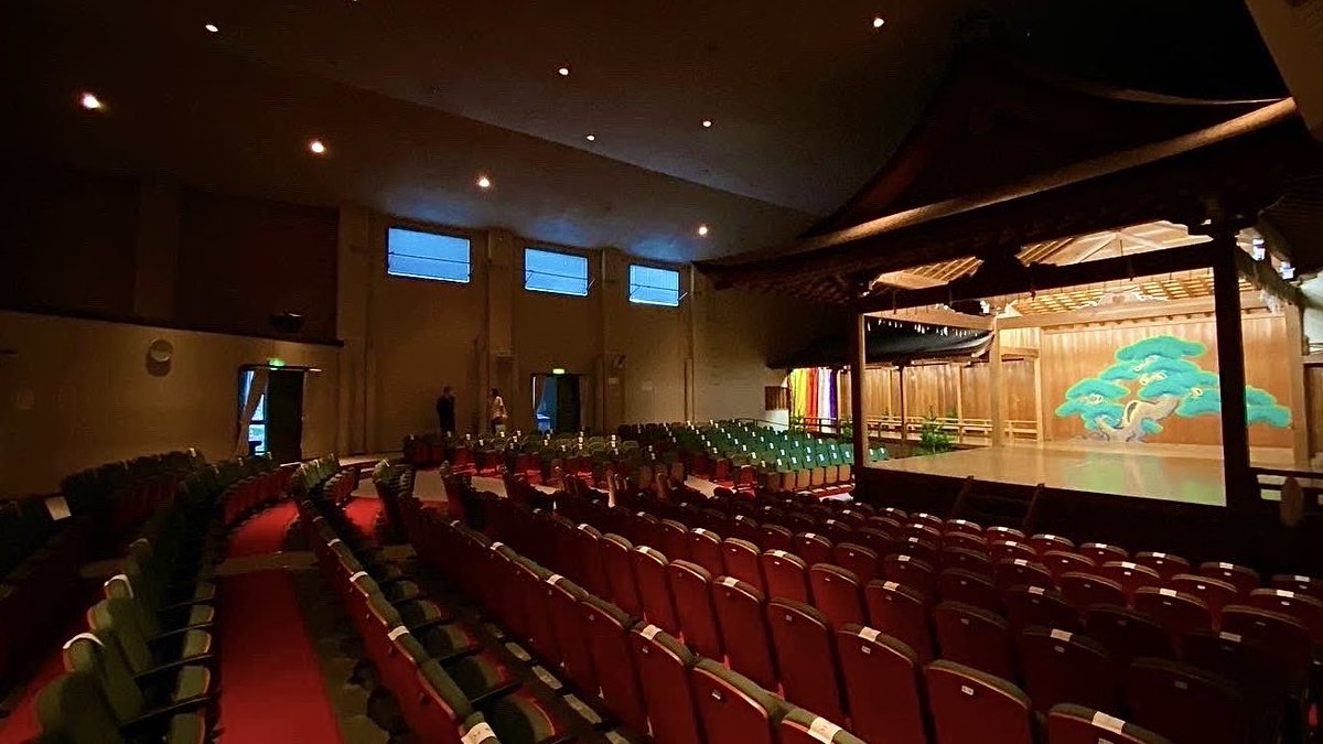 mmpolyphony's tweet photo. 「港町ポリフォニー2025 EXTRA」
●12月7日(日)＠神戸・湊川神社 神能殿
出演：KIRINJI / 優河 / 来海 (オープニングアクト)

毎年大変お世話になっている、
湊川神社内にある日本有数の能楽堂”神能殿”で、
皆様のご来場、お待ちしております！

特設サイト：https://t.co/3oxhWCFDaw https://t.co/U3RhLWtsVX