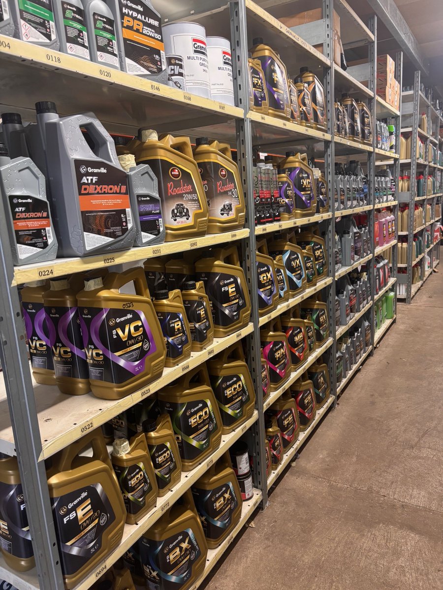JayarCarParts's tweet photo. Love your engineโค๏ธ
Huge stocks, top brands, competitive prices on engine oil!
If you need it...we've got it!
Call your local Jayar to get yours today๐
https://t.co/TeYCaSvSKF
#engineoil #loveyourcar #instocknow #carcare https://t.co/AooqJy3cwD