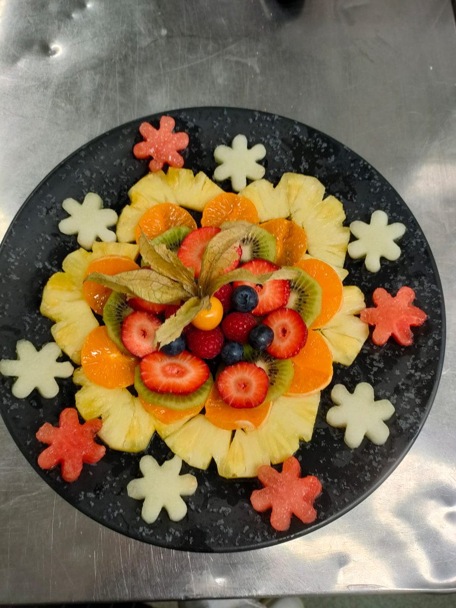 Is anyone else's mouth suddenly... watering? 🤤 

🍉 Need an event catered for properly? We don’t mess around.

Whether you’re hosting a corporate meeting, networking event, or big celebration - our fruit platters are showstoppers 🍓🍍