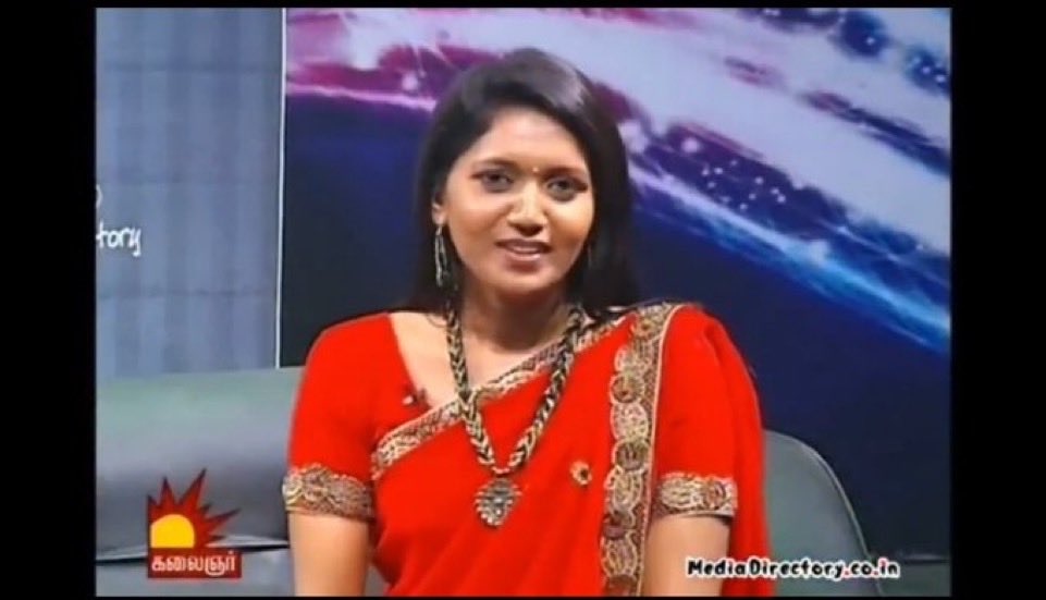 ___Arjun___04's tweet image. She is a news reporter from Kalaignar TV 🥴🤡