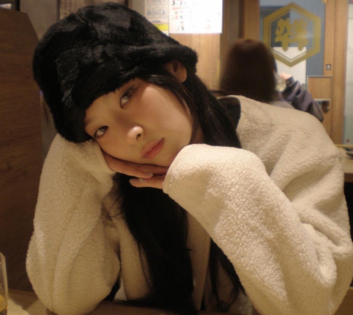 xiongseulgi's tweet photo. gf https://t.co/TwQYMKjkrc