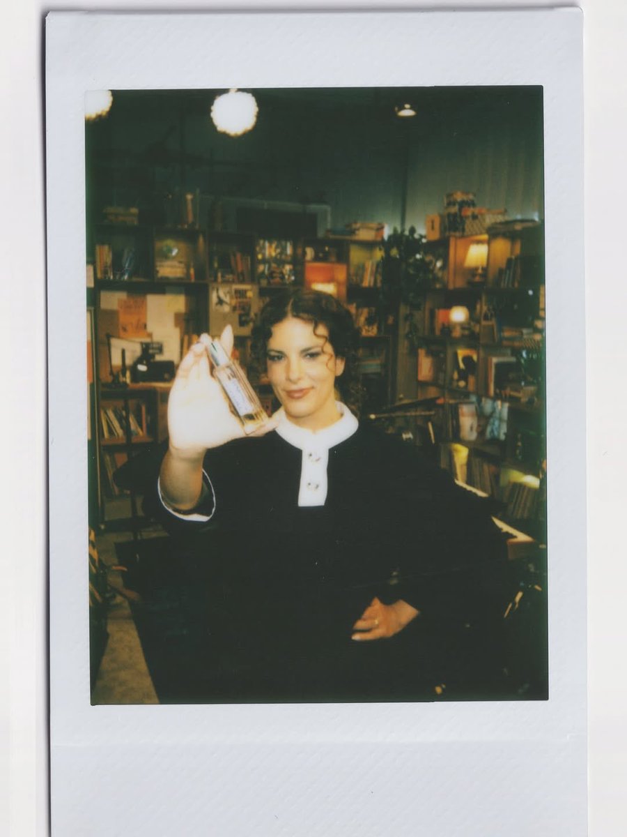 mesinhabrasil's tweet image. 🚨 Céu é a próxima atração confirmada no Tiny Desk Brasil.

Hoje às 11h