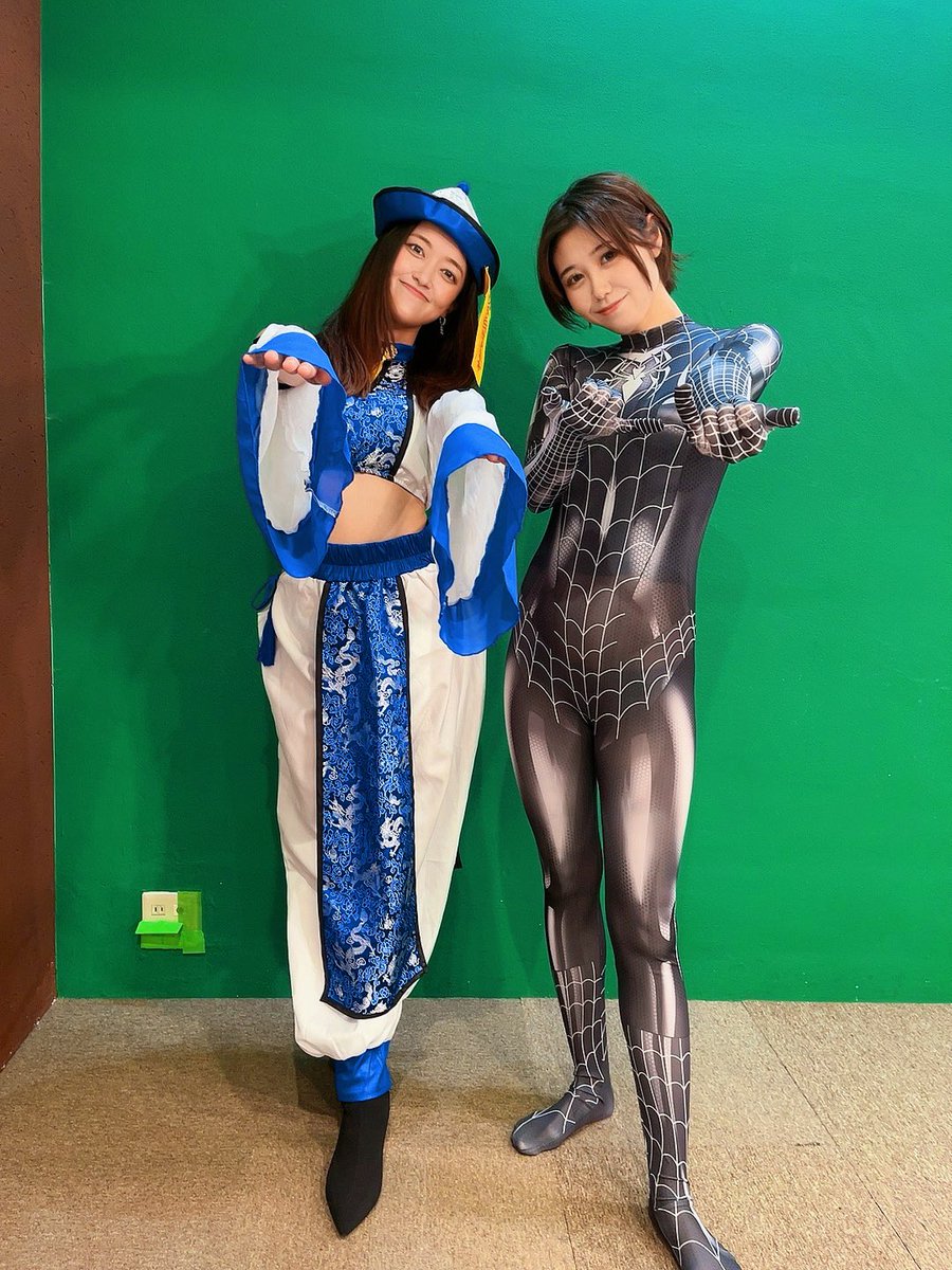 ar_my_lgo's tweet photo. 【ウダッチ催眠術ライブ配信終了☑️】

🎃ハッピーハロウィン🎃

本日のゲストはずーみんでした✨✨
最初は初歩的な催眠術にかかりにくいのか…？！と思いきや
ウダッチがトランスタッチをした瞬間に生まれ変わるようにかかりやすくなりました🤣
こんなストーリー性のある神回は初めてです‼️これは催眠常連の方も面���い！と思ったんじゃないでしょうかー！！
感情が大爆発のずーみんファン必見です👀

仮装ラインナップは
ずーみん:キョンシー🍥
ウダッチ:ドラキュラ伯爵🧛
マイティー:スパイダーマン🕷️

見逃した方はアーカイブ更新をお待ちください🆙
また次回もよろしくお願いします🙇✨💓

#催眠術
#催眠術師
#Halloween