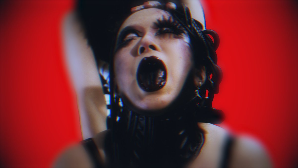 久しぶりに曲を作ってビデオを撮りました

いつ編集終わるかな
きっと忘れた頃にやってきます

nu beats &amp; video ”HYDRA”