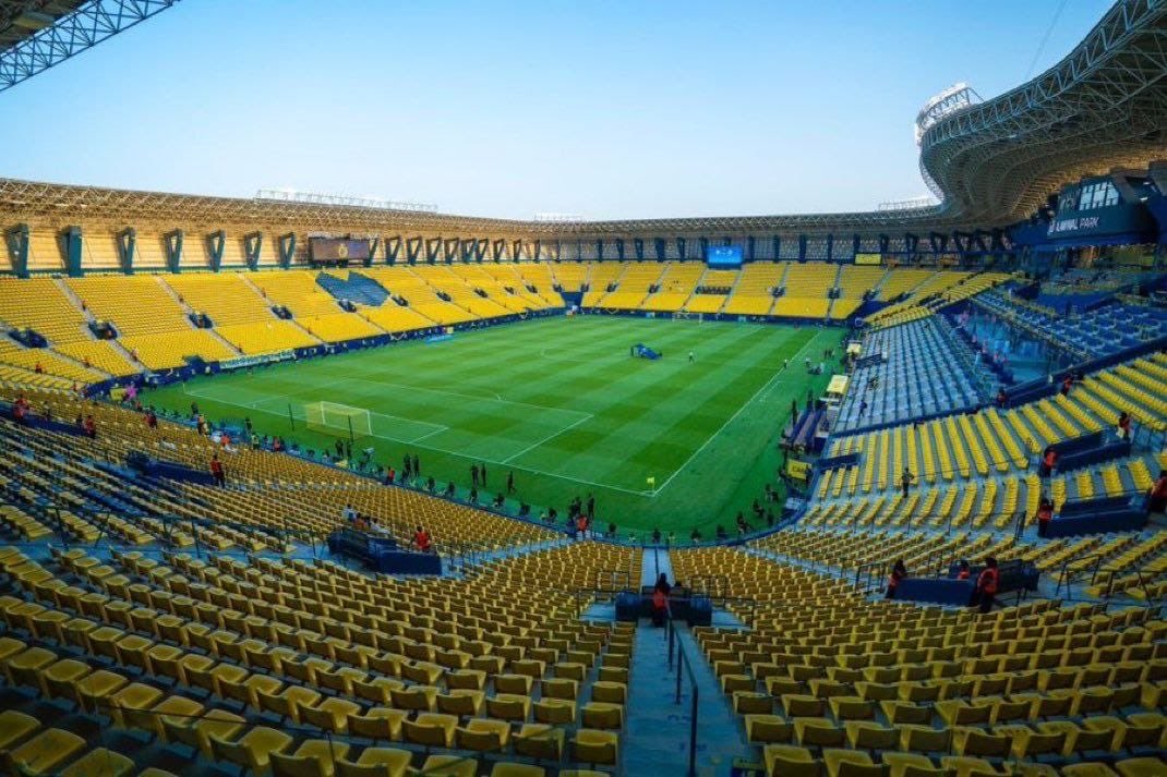 اكتملت تجهيزات المباراة ومايكمل جمال العمل الا بحضوركم 
يارب توفيقك لنصرنا💛💙
#النصر_الاتحاد