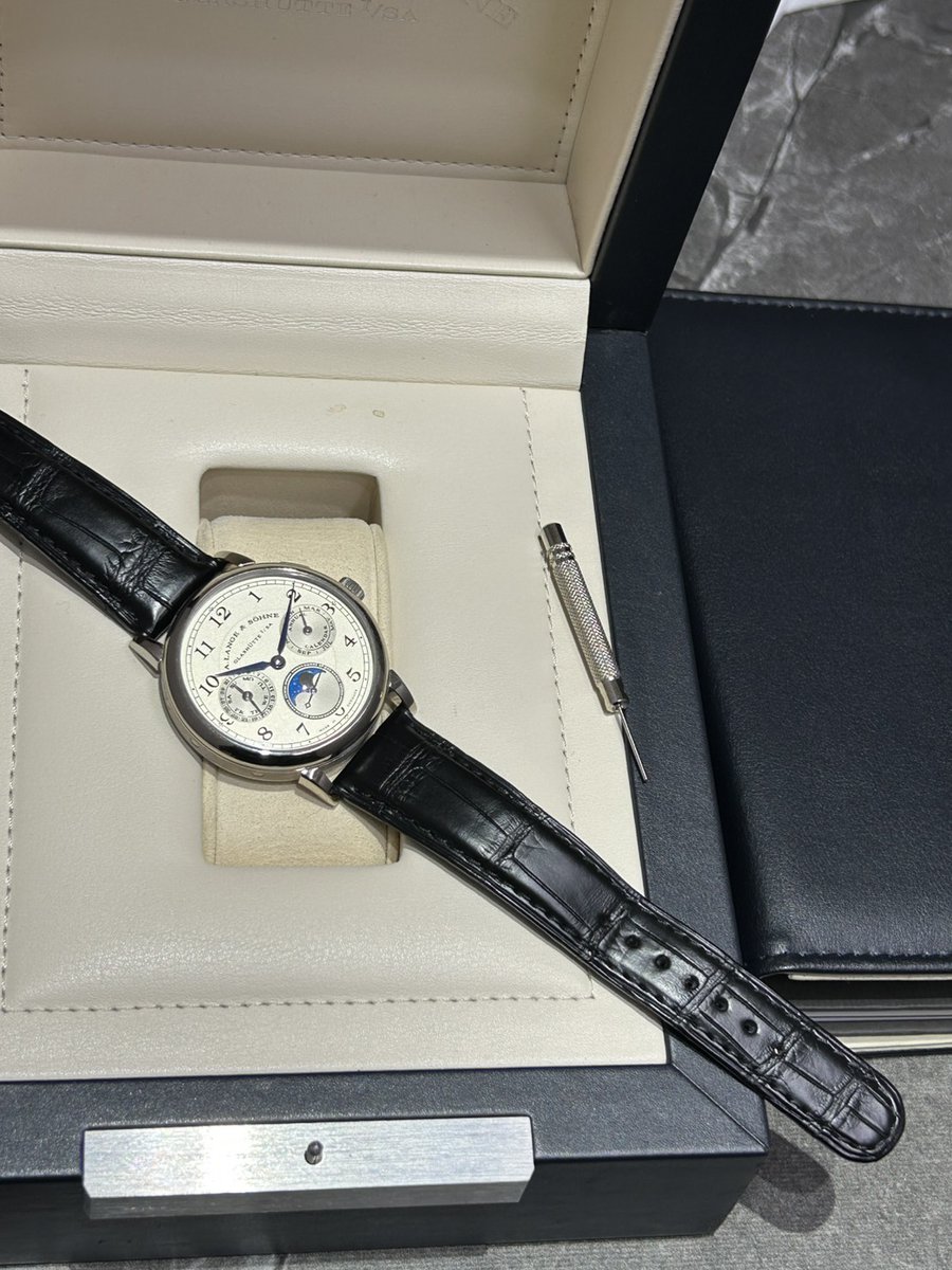 1815アニュアルカレンダー - Search / X