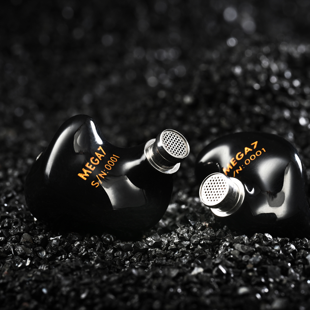 🎉MEGA7 - 近日発売🔥 ⏩「夜空を見上げてください。きらめく星々が点