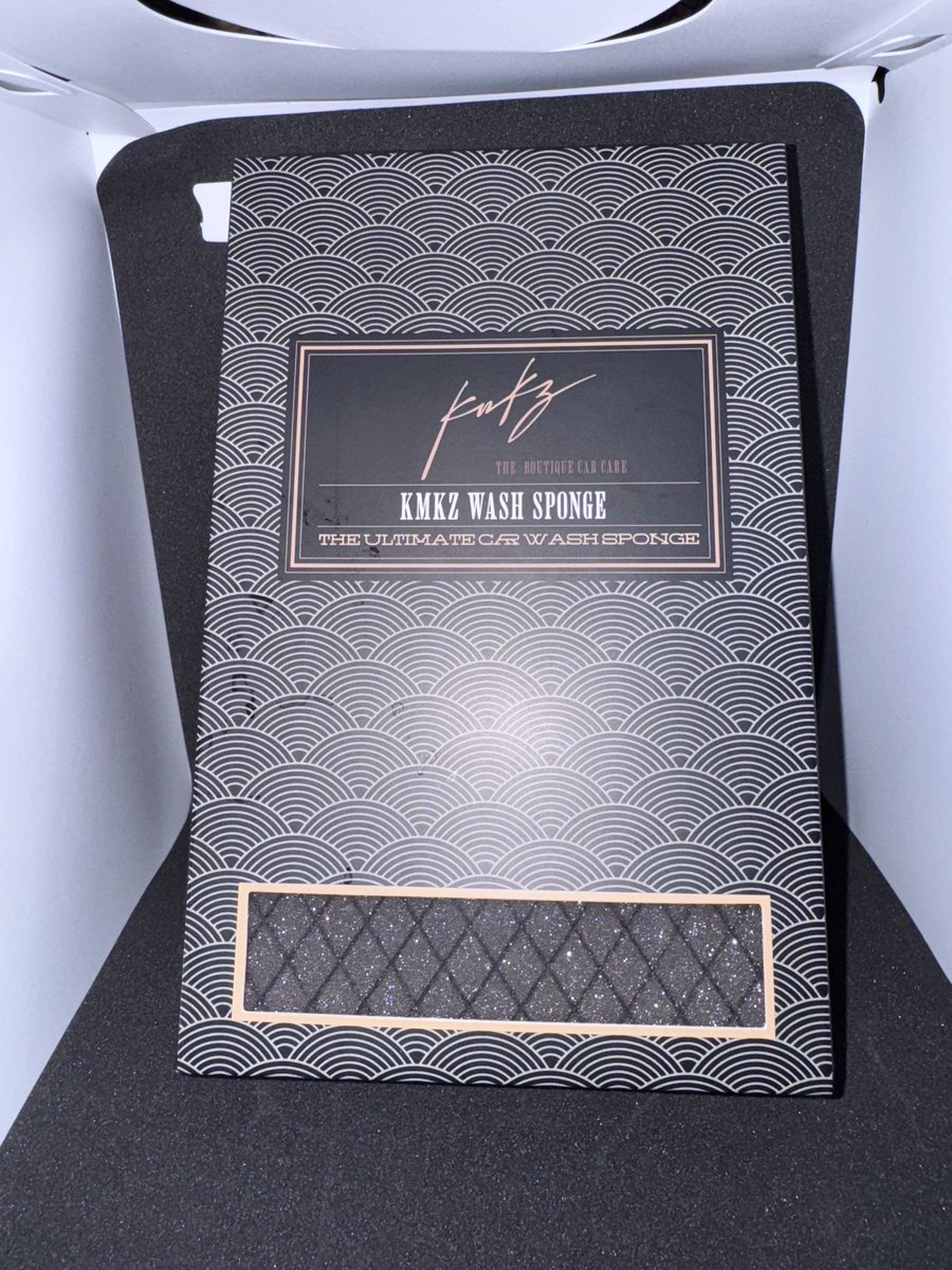 neige_HiRes's tweet image. # 福島フォレスターオフ でゲットした神風コレクションの洗車スポンジ🧽いつも洗車機の僕が珍しく洗車する気分なので週末曇ってください