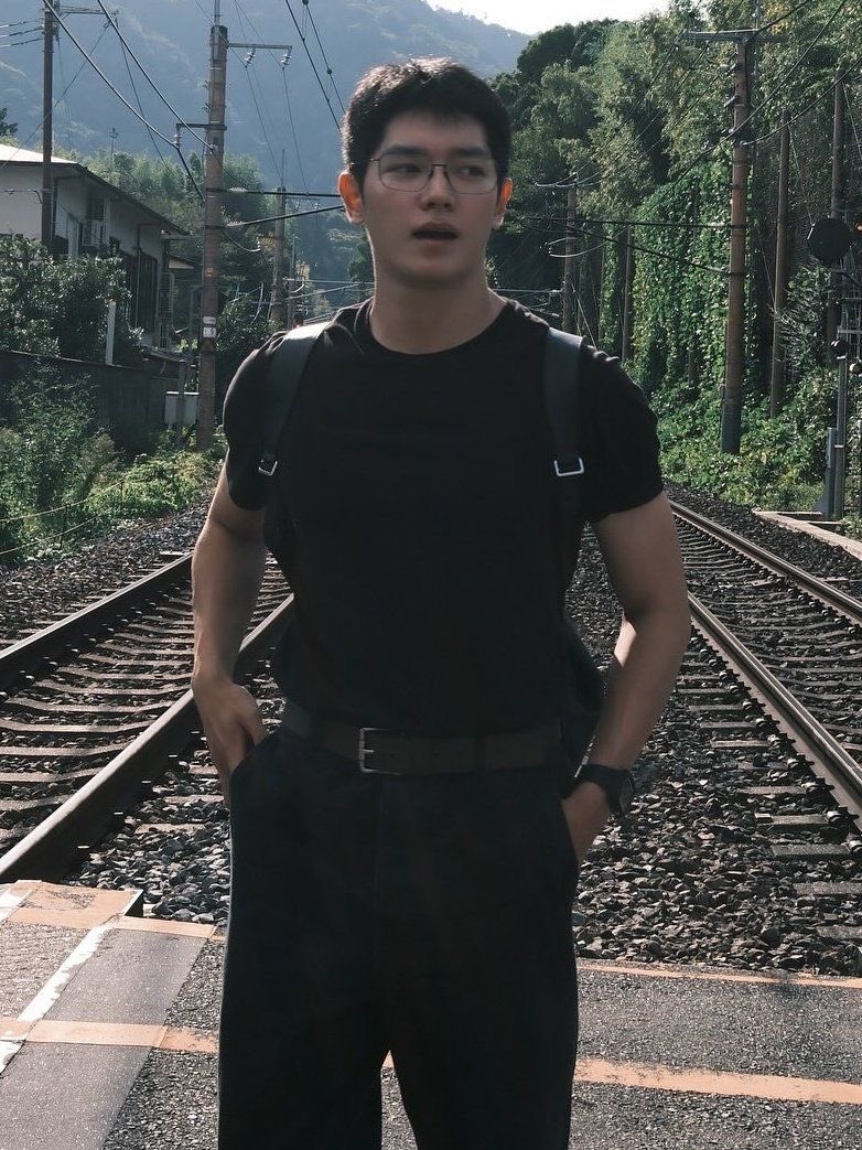 ฮีหล่อเหมือนพระเอกเอ็มวีวงบิ๊กแอส