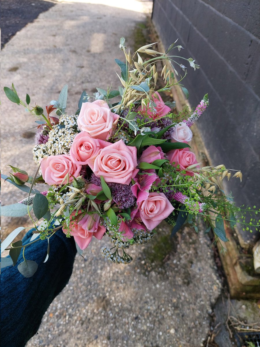As #wedding season for 2025 draws to a close we're looking back at all of this year's prettiness including this #pink dream 😍 lots more wedding and #event photos to share plus #Christmas is loading soon 👀

#flowers #florist #weddings #weddingflowers #weddinginspo
