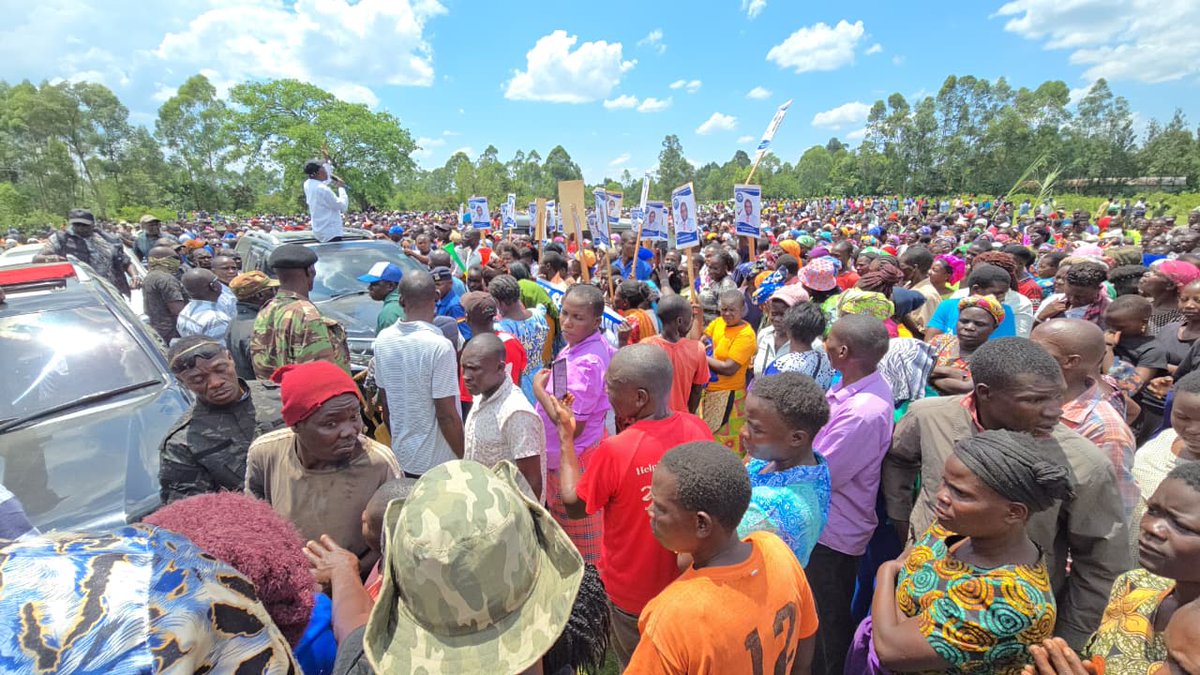 Governor <a href="/GeorgeNatembeya/">George Natembeya</a> told Malava crowds that Kenya’s transformation begins at the grassroots, where communities elect leaders who embody courage, truth, and accountability. #NatembeyaInMalava Tembea Na Panyako