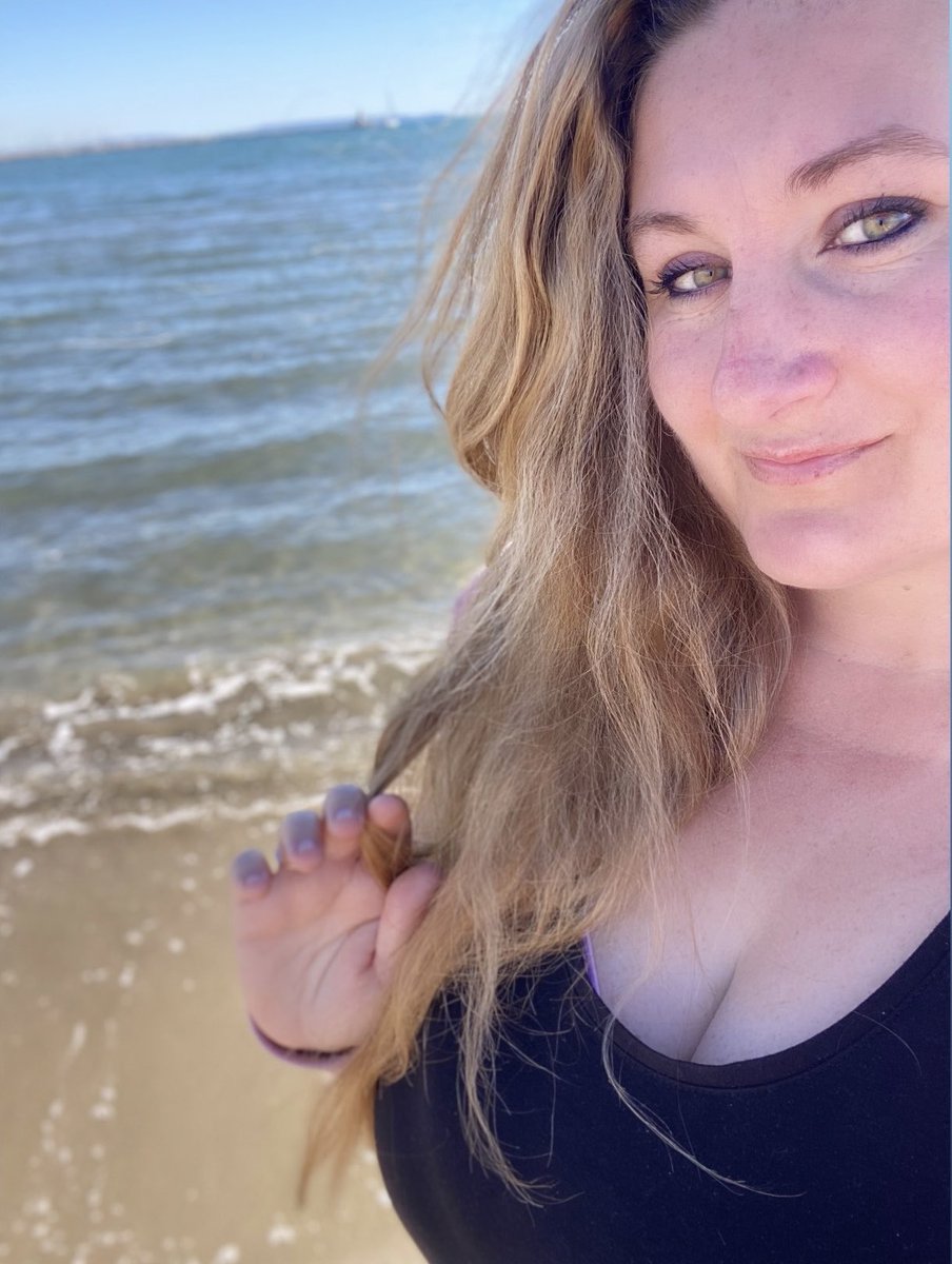 ro4rity's tweet photo. Coquillages 🐚 et crustacés 🦐 … journée à la playa 

#detente #playa #Sunshine https://t.co/U0cUkKGIeh