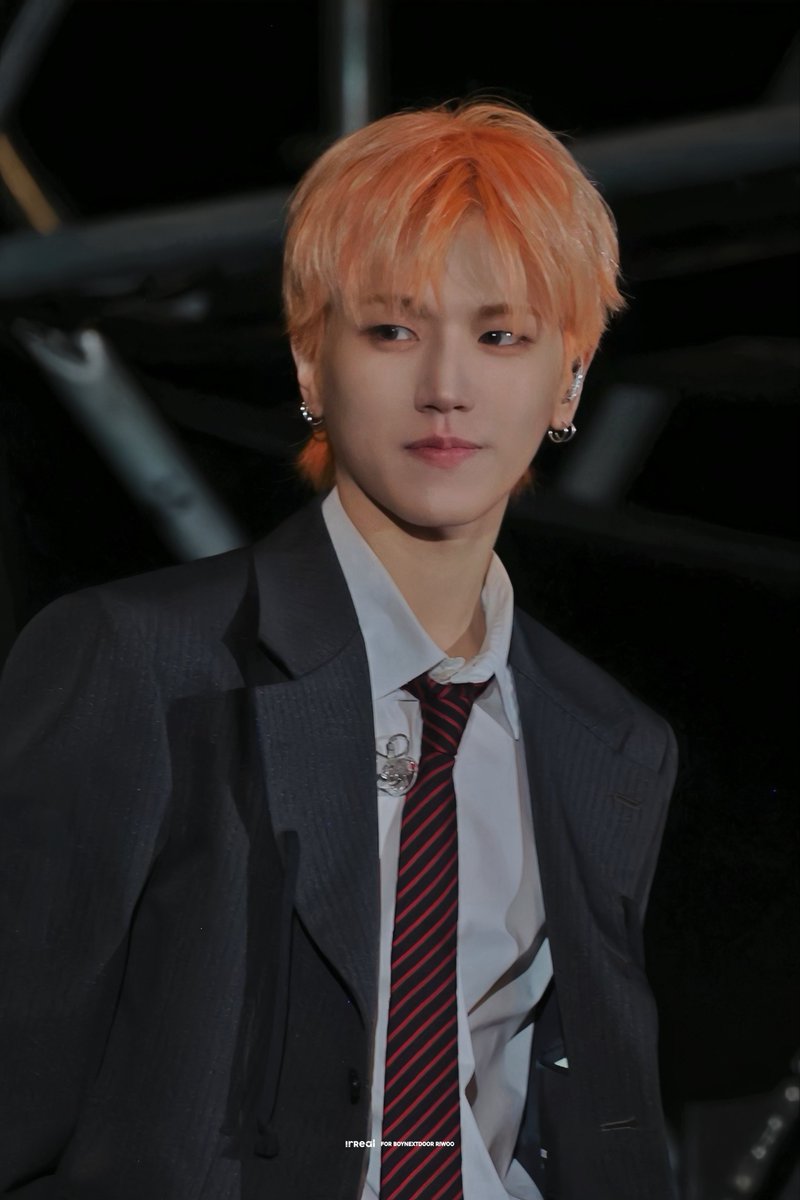 Irreal1022's tweet image. 251025 HD #포토리우
#보이넥스트도어 #리우
#BOYNEXTDOOR #RIWOO