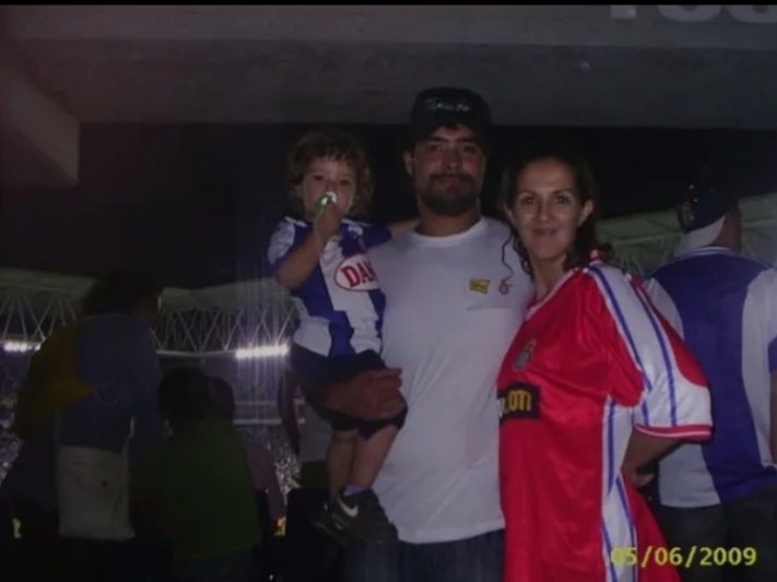 Daniel_Rumar's tweet image. Gracias Papá !!!!...#RCDE #RCDE125.
De abuel@s a padres de padres a niet@s!!!💙🤍💙🤍💙🐦...
Mi pequeño homenaje a esos héroes que siempre han estado en la sombra, pero que son tan importantes como lo son los mediáticos!!!!
HISTORIA VIVA DE 125 AÑOS DE @RCDEspanyol !!!