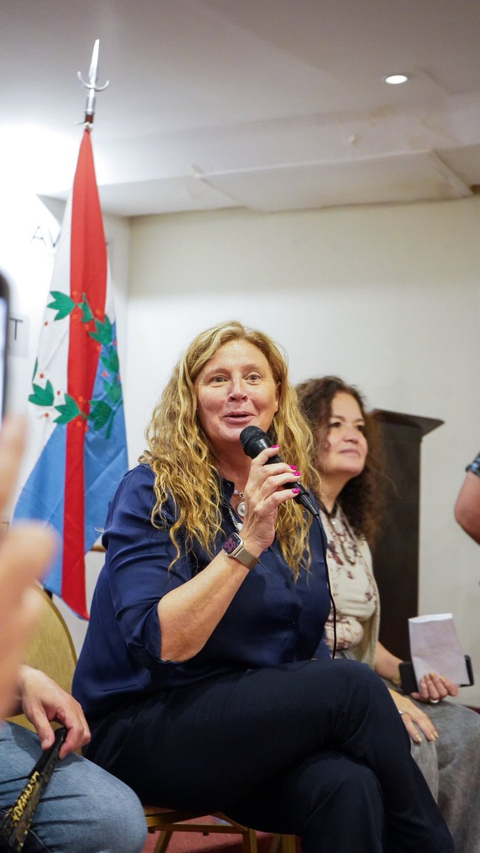 terelunalarioja's tweet photo. Sin duda se vienen tiempos aún más duros en el Congreso de la Nación pero tb sabemos de tu compromiso con la Provincia y su pueblo. 💪🏼🙌🏽 Felicitaciones @GabyPedrali Gracias @rickiherrera ✌🏽♥️ #NorteGrande #FederalesDefendamosLR https://t.co/a7pLTakONU