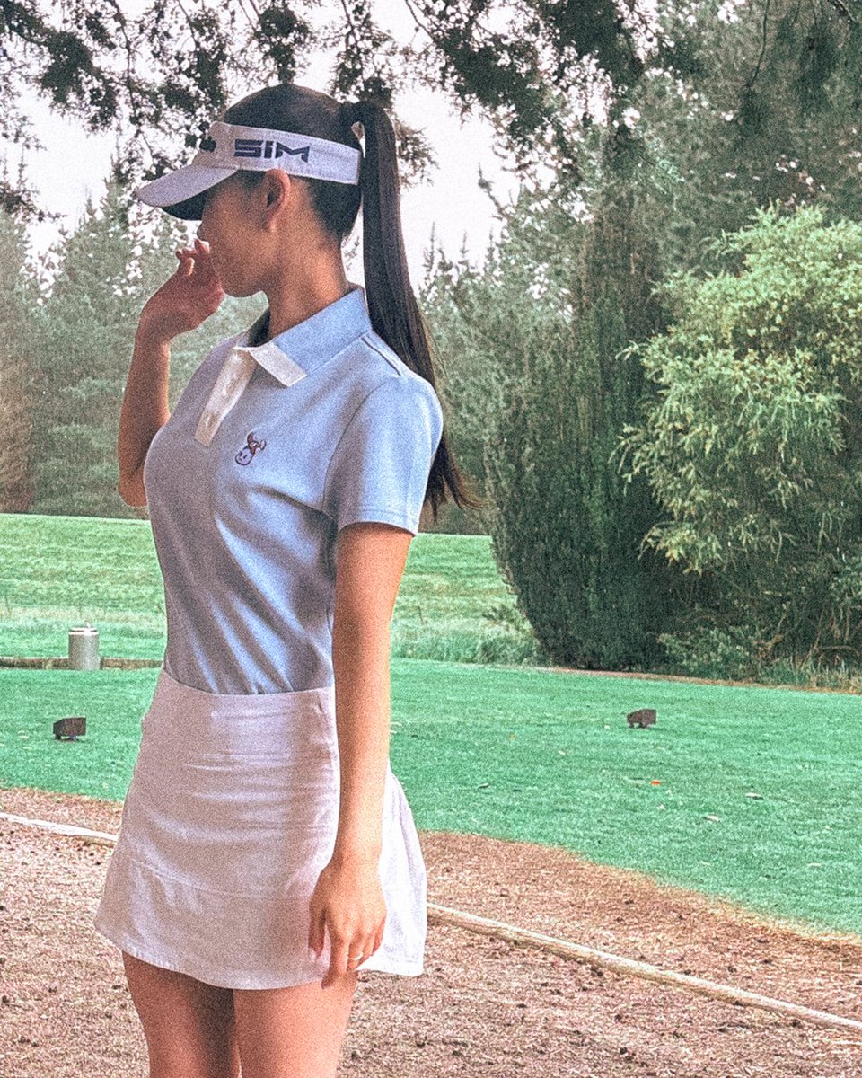 HazardHunters_'s tweet photo. Our new Women's Bunkie Polo is live in two fresh colourways! 🐰

⛳️ Stretchy comfort with re-engineered elastane
⛳️ Bunkie’s iconic embroidered emblem
⛳️ Stylish contrast button placket &amp; collar tipping
⛳️ Way Over Par interior taping

https://t.co/7nxOLpwmBc https://t.co/TZoep9fNK5