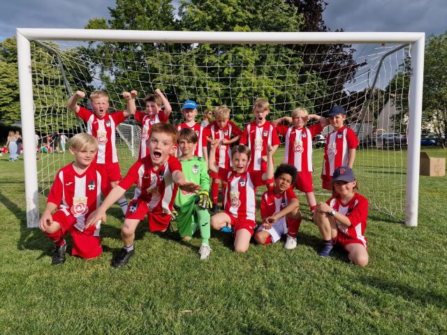 ashwellAccies's tweet photo. 🟥⬜📢 Sponsor Shout Out

For their continued support of our U10’s team,

we would like to say a massive thank you to https://t.co/kLllnDQdqB, serving high quality food and drink to our local community and beyond, plus a large outdoor garden complete with a children’s play area. https://t.co/ozsgZaZwy0