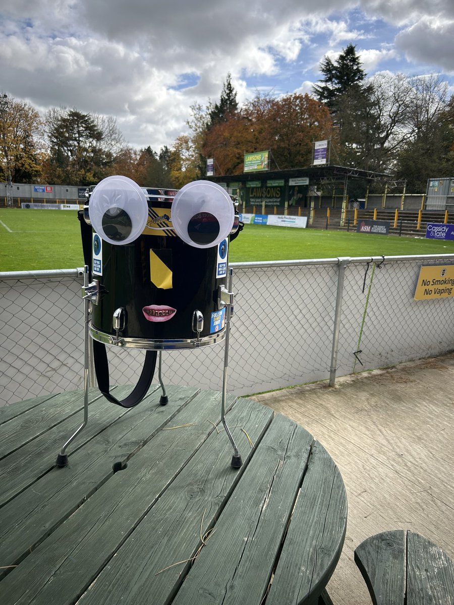 Has to be the #MagicOfTheCup to be told that the Drum has to have a ticket purchased for Burton Away😅

So we’ve decided to stick some googly eyes + a mouth on the drum to make it look more ‘human’ to qualify the £10 admission💛💙

Can’t make it up🫣 

#NonLeague #FACup #COYS