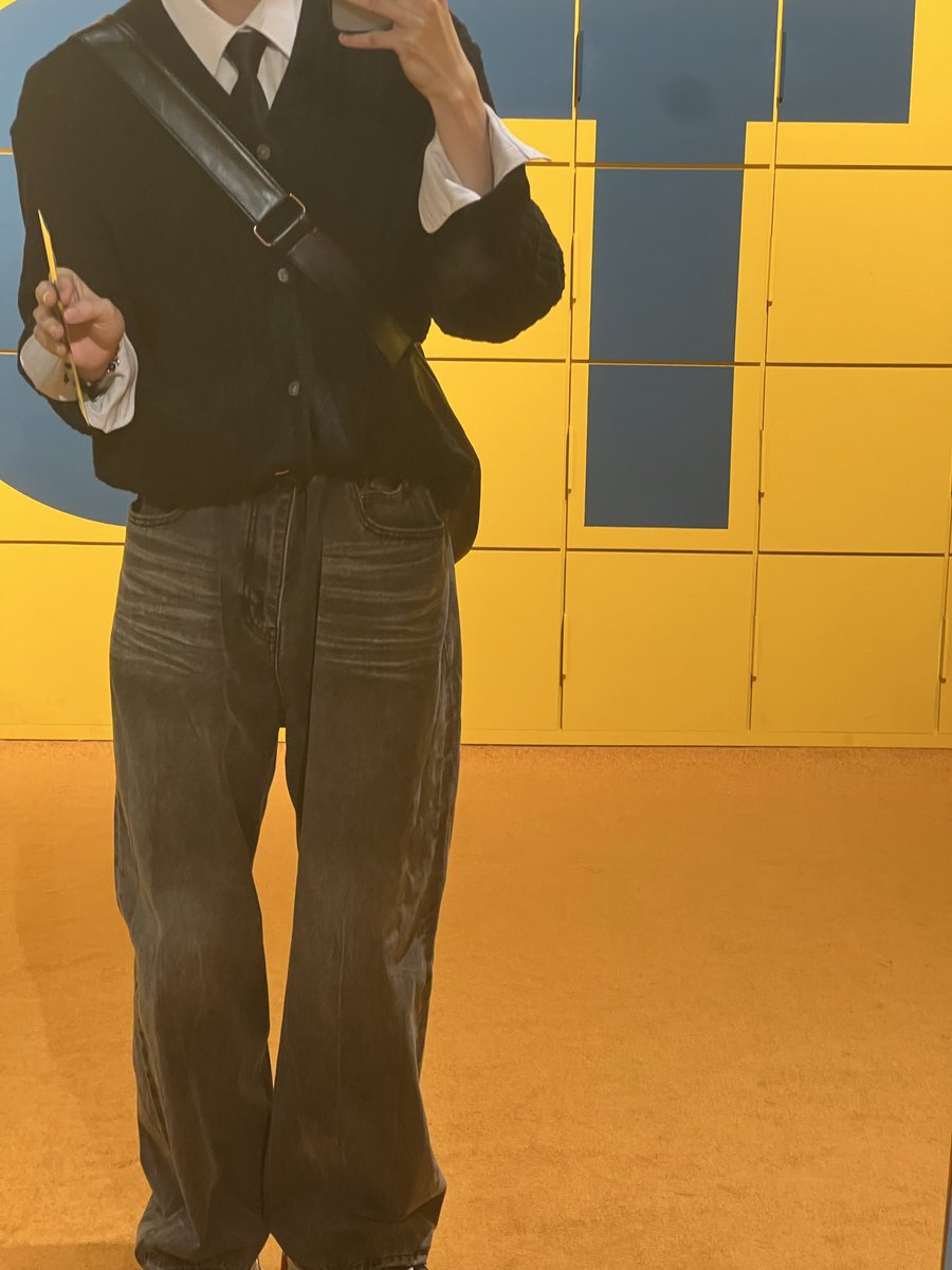 _aus_7's tweet photo. 요시고 2 사진전 다녀왔는데 1 보다 
다양해서 개인적으로 2가 더 좋았어요!! https://t.co/EcV8ka1YCS