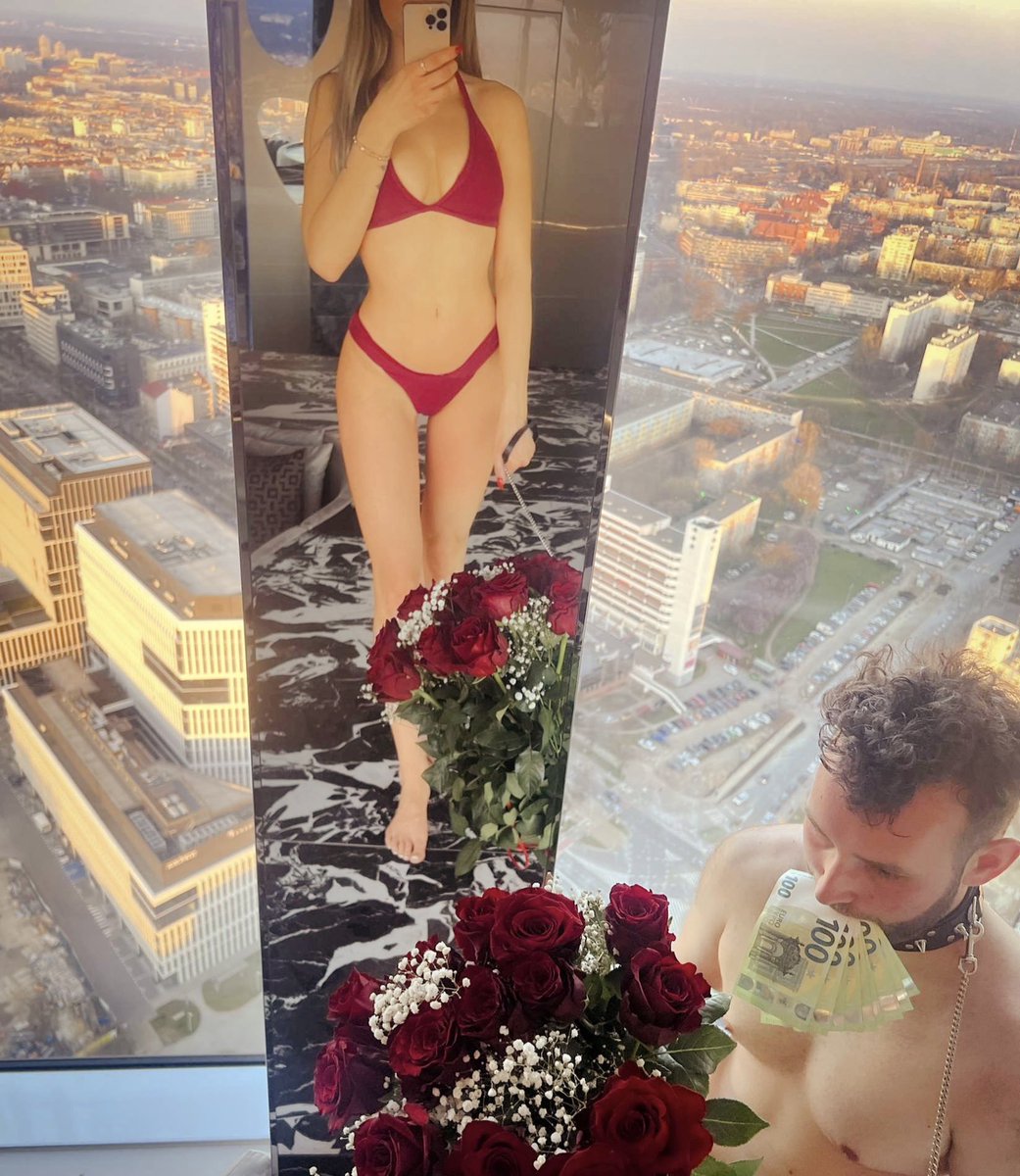 الواجب على الخاضع الحقيقي ان يدفع للأنثى التي تمتلكه وأحلى شيء لما تدفع و تكافئك سيدتك بالشيء الي تحبه 🐕🧎‍➡️❤️💸