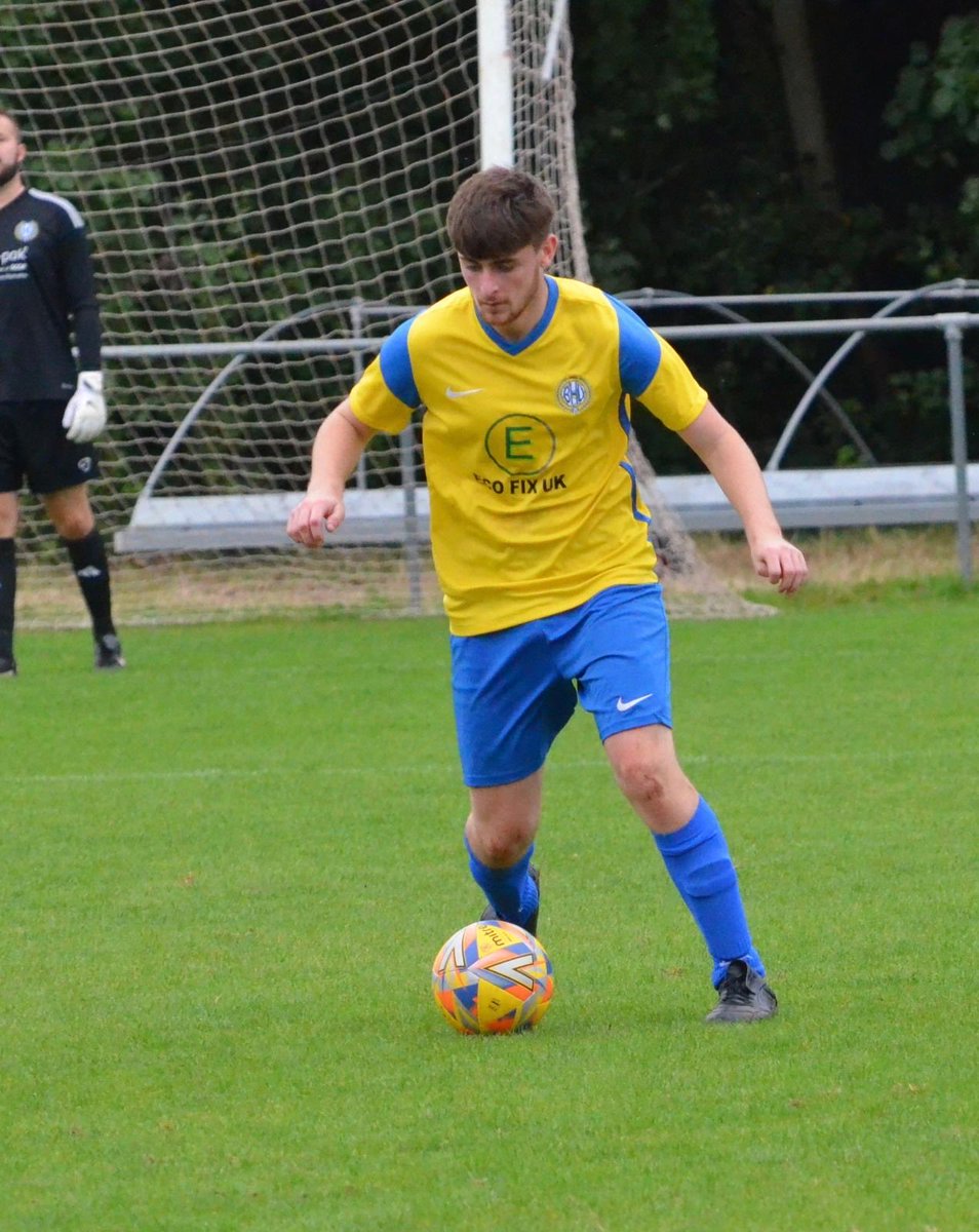 📣 Player News 🔴⚪️

We are delighted to announce Defender Fletcher Cripps, has signed on dual registration with <a href="/BromleyHeathUtd/">Bromley Heath Utd FC</a> .
A big thank you to Craig Britton for agreeing the registration. 
#UpTheHeath #CadburyHeathFC #NonLeagueFootball