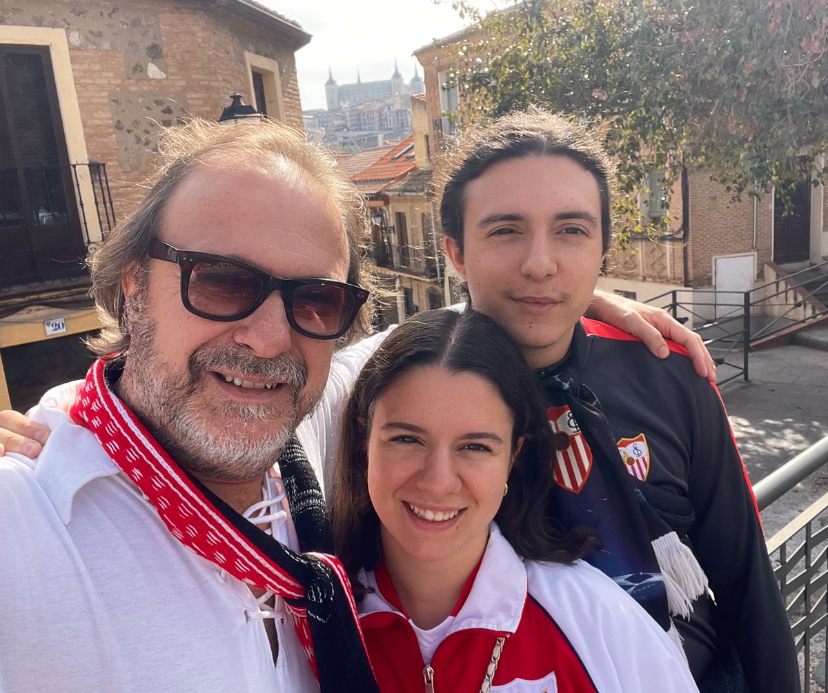 alfalfeando's tweet image. Recorriendo kilómetros, superando obstáculos, solo por ti… #SevillaFC!!!  

Inauguramos temporada del Campeonato de España. #RoadToToledo