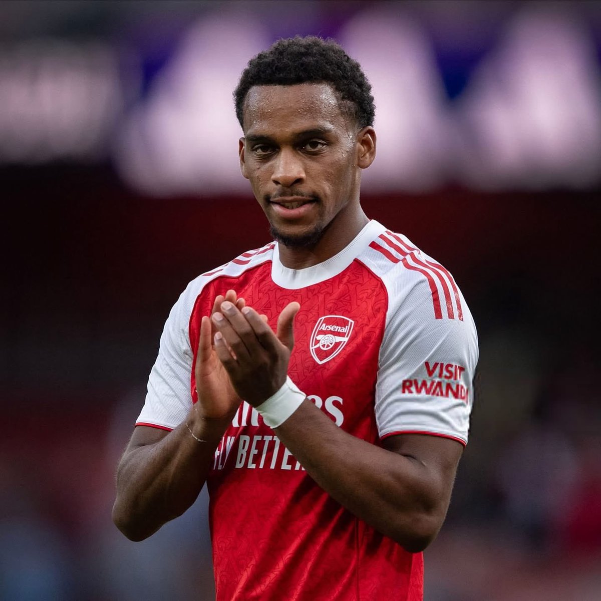 🚨 BREAKING from <a href="/SamiMokbel_BBC/">Sami Mokbel</a>:

Bukayo Saka talks have progressed and advancing on a new contract. ✨

Optimism regarding Jurrien Timber’s new deal and Declan Rice is set to be next on the horizon. 🤩
