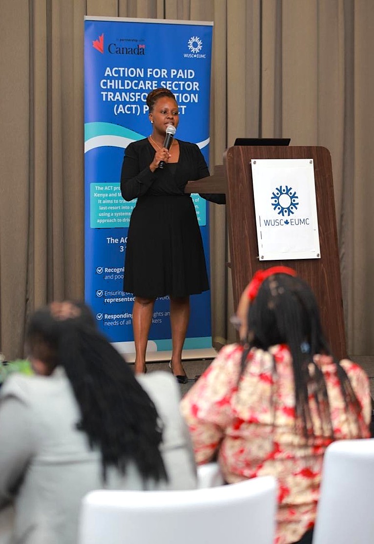 #Canada s’est joint à <a href="/WorldUniService/">WUSC - EUMC</a>➕ses partenaires lors du Forum d’échange de connaissances pour mettre en lumière le #travaildesoinsrémunéré au #Kenya, #Malawi. Valoriser le travail de soin comme une profession reconnue, réglementée &amp; digne, en particulier pour les femmes.