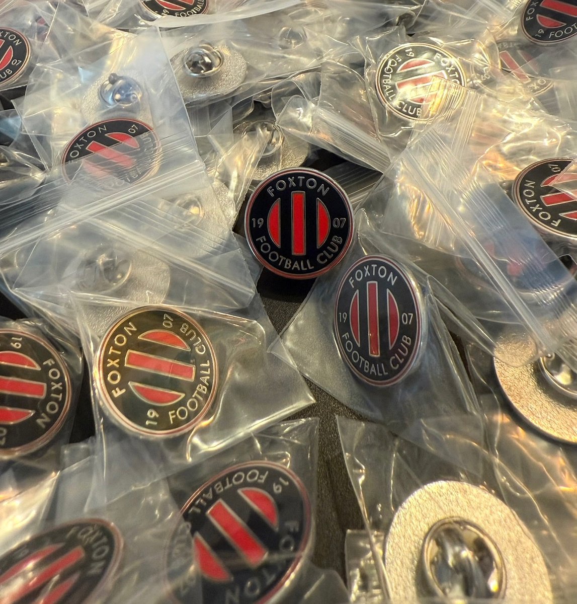 Gorilla Badges tweet media