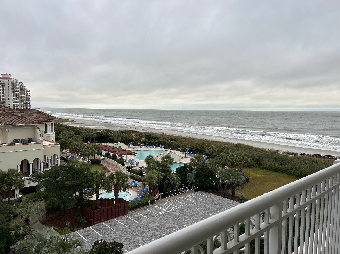 Lawsonsbryan's tweet photo. Once upon a time at Myrtle beach SC lol #Goodmorning #vacation https://t.co/dD5IzIBUw6