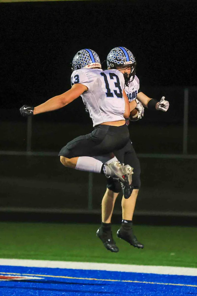 PLENTY of good games on tap for Friday's sectional semifinal night. Counting down the best 20 matchups around the state. bit.ly/3J6jWB7