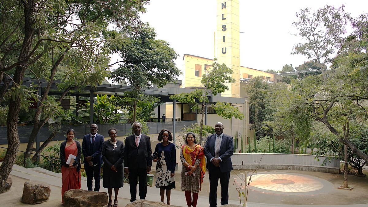 NLSIUofficial's tweet image. #KnowledgeExchange

A delegation from Uganda visits NLSIU.

On October 28, 2025, a six-member delegation from the Law Development Centre (LDC), Uganda, visited the National Law School of India University (NLSIU), Bengaluru. The delegation was led by Hon. Justice Christopher…