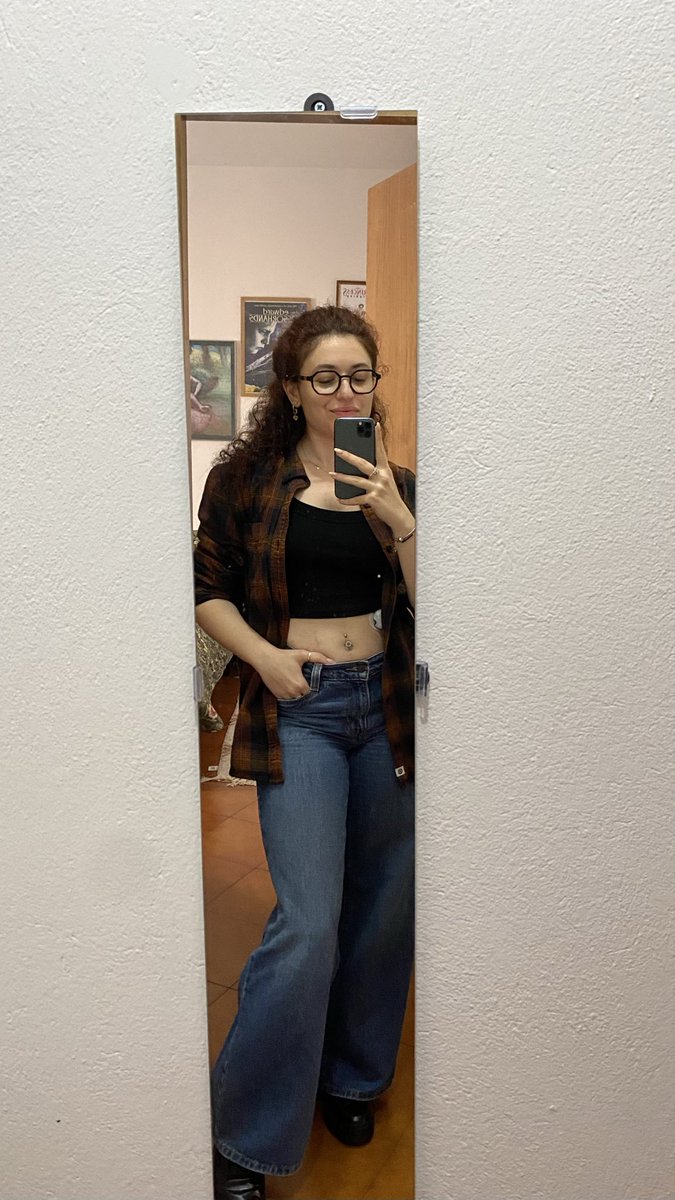 shephrdamelia's tweet photo. in my masc era not even fighting the gay allegations anymore #wlw https://t.co/Iid2C7NO91
