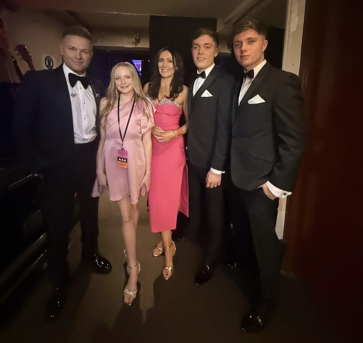 NickyByrne's tweet photo. Family ❤️
Royal Albert Hall London
#Westlife25 https://t.co/P1MobU7REA