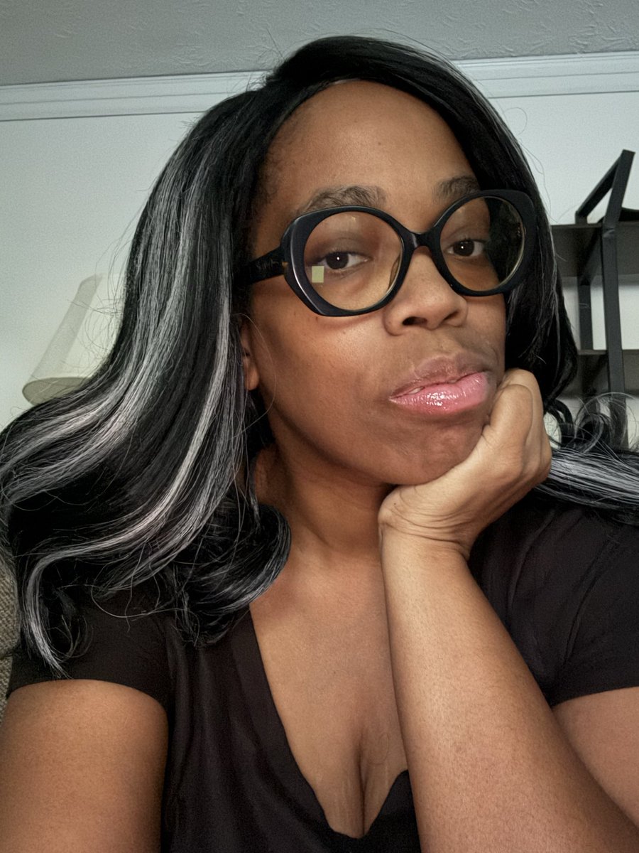 MillerTaniesha's tweet photo. Happy Birthday to ME!!!!!! Embracing the magic in me this year 😍😍😍 https://t.co/3lhcA6KGi2