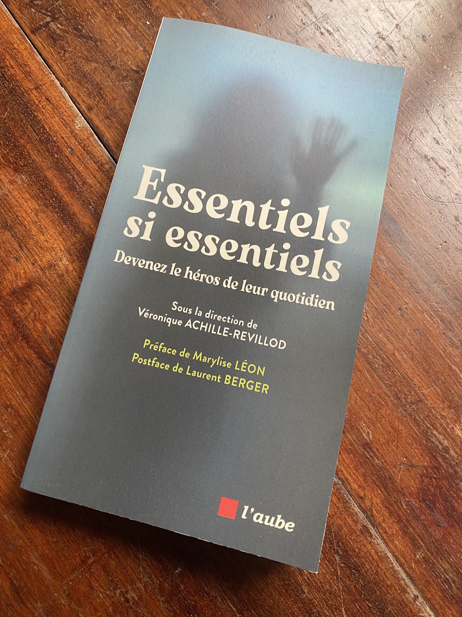 ThiebautWeber's tweet image. J’ai eu la change de contribuer à ce beau projet collectif « Essentiels si essentiels », en commentant le témoignage d’Arnaud sur les transformations technologiques en cours dans la grande distribution. 

#travail #social #DialogueSocial #RH