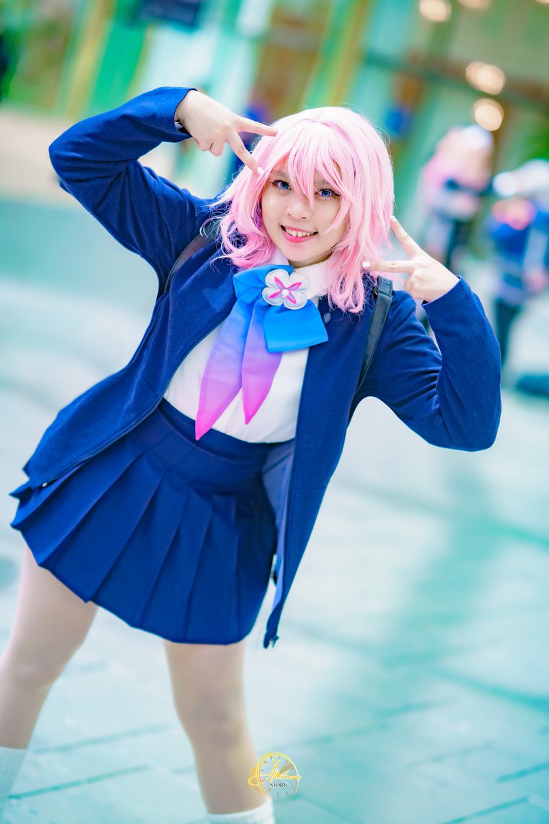 kohidan's tweet photo. school au march 7th!
📷Afterhours Story

#hsr #march7thcosplay https://t.co/NGrlXsAYGg