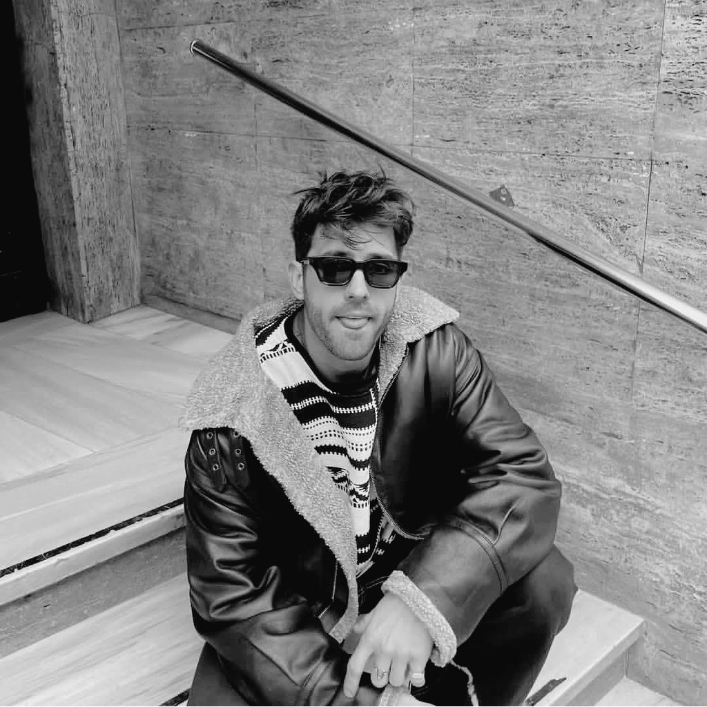 Av Çağla x Av Levent

İşte kadro şimdi  💥

#AfraSaraçoğlu #Abi