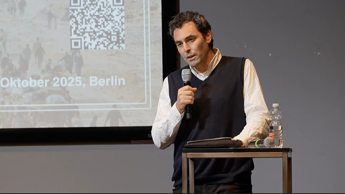 A talk I gave in Berlin on Saturday called 'Not a time to stand idly by' youtube.com/watch?v=oUPJ2L…