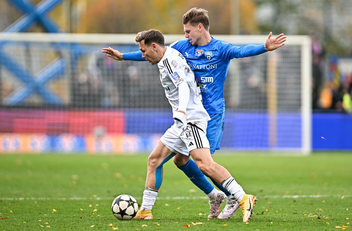 Press Focus tweet media