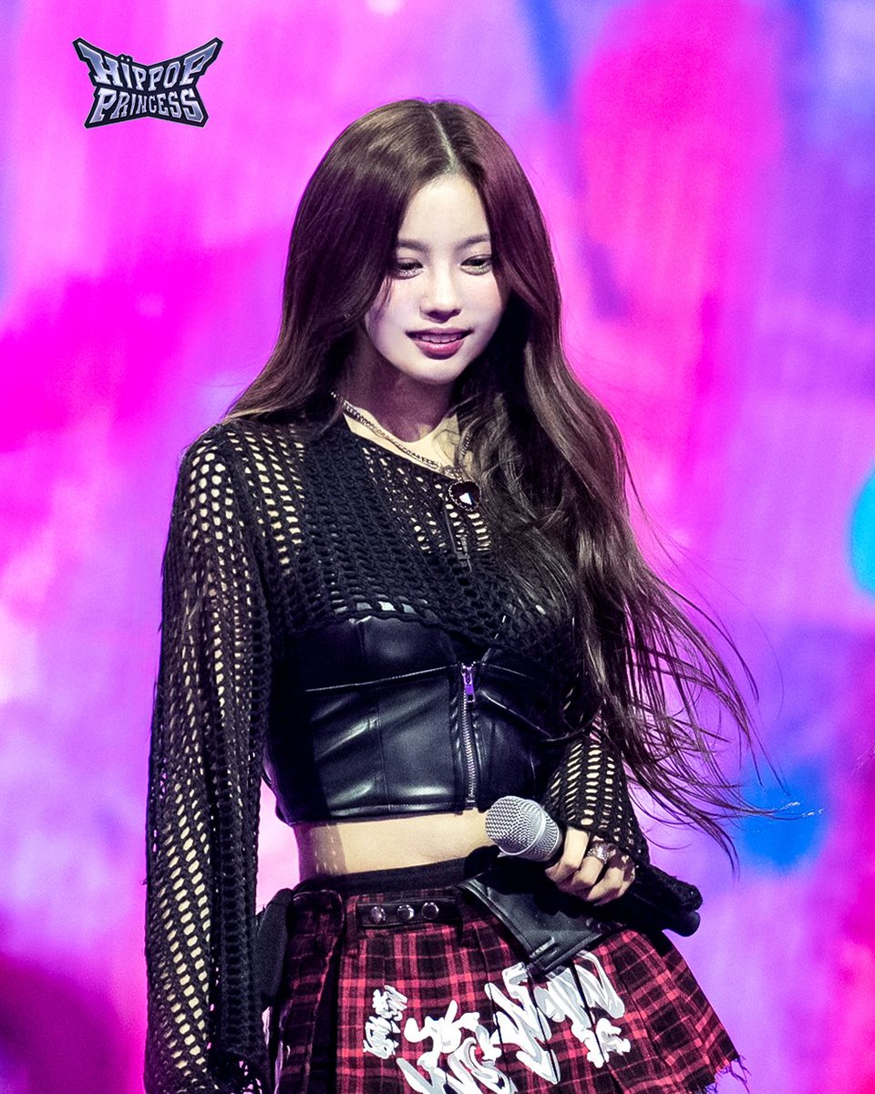 namyujuspearl's tweet image. GC RECRUITMENT FOR 07Z STANS 🐈‍⬛🐇

you need to ;
𖠇 follow admin @itzsyng to be added
𖠇 being yujulee AND seobi
𖠇 comment anything under this tweet