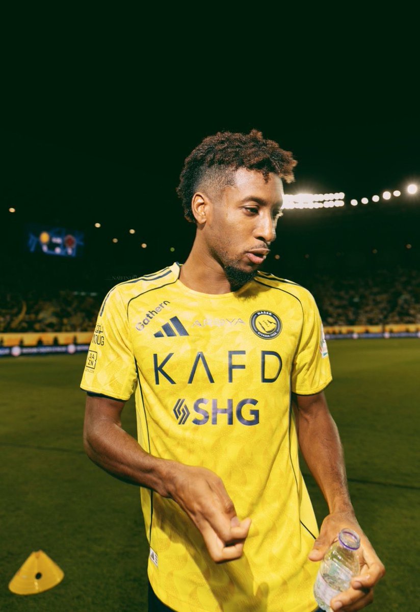 🚨🚨🚨🚨

جماهير #النصر العظيمة :

على من تعقدون رهـانكم الليلة لحسم التأهل ؟