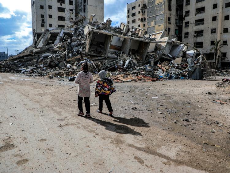 SOASalumni's tweet image. 📖 Join us for the launch of The Gaza Catastrophe, a book by Prof Gilbert Achcar explaining the root causes of the violence destabilising the Middle East region and the wider world.

📅Wed 5 November
📍SOAS
➡️ soas.ac.uk/about/event/ga…

#SOASevents #SOASuniversity #Gaza #BookLaunch