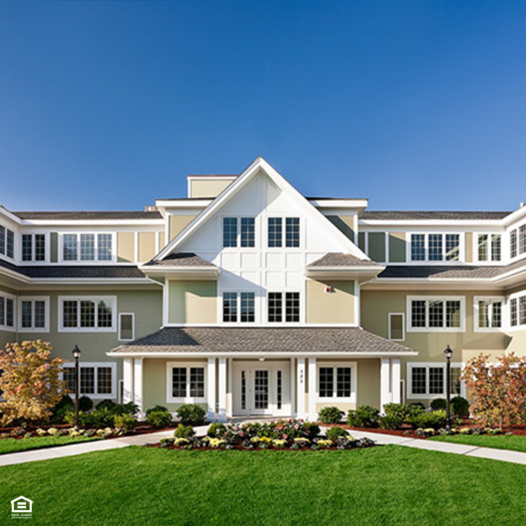 RidgecrestVCHR's tweet photo. Discover your next home at Ridgecrest Village! Whether you prefer a townhome, mid-rise, or garden-style apartment, we have a variety of options to choose from. 🏡

Schedule a tour today and find your perfect match! https://t.co/dMDumcs3sk https://t.co/eUpAtanZM9