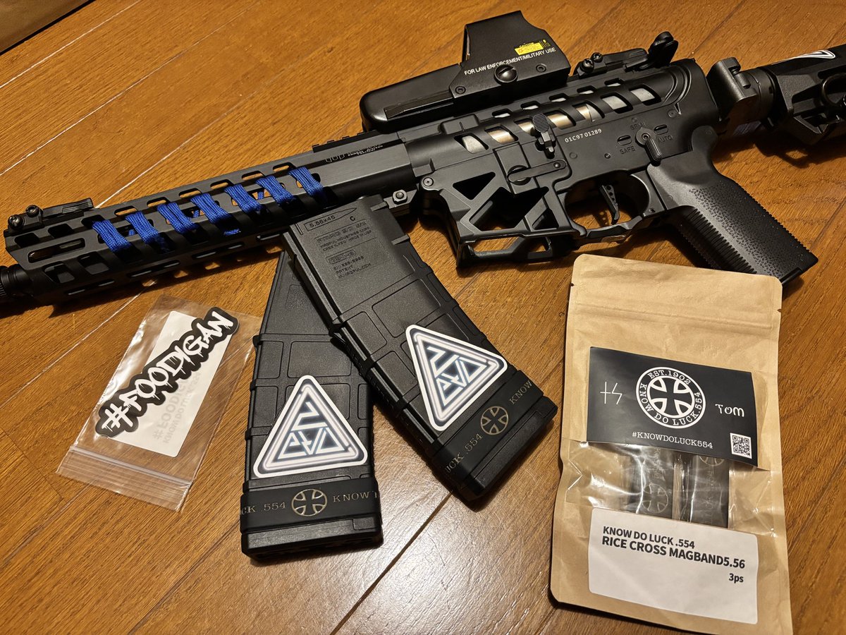 tanuki513's tweet image. メチャサバには行けなかったけど買って来てもらった🎵

&quot;RICE CROSSMAGBAND 5.56 3ps&quot;

めっちゃカッコいい❣️
ぜろちゃんステッカーとのマッチングも良き👍