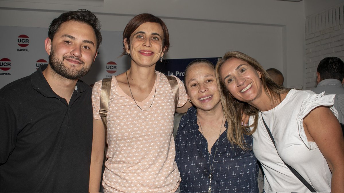 ARRASAMOS EN LA CIUDAD🇲🇨

Gracias a cada vecino que confió en este proyecto. Con el 59% de los votos seguimos construyendo juntos la Ciudad que queremos.

Gracias <a href="/UlpianoSuarez/">Ulpiano Suarez</a> por liderar este camino y la militancia que dejó todo.

 ¡Orgulloso de formar parte de este equipo!