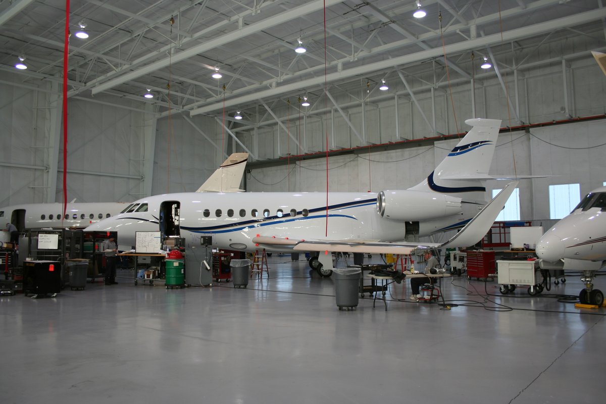 API_Winglets's tweet image. Contemplating a Blended Winglet installation? MRO slots are filling up! Call us today at 1-800 WINGLET to explore your options and reserve a slot.

#ThinkWinglets #falcon #bizav